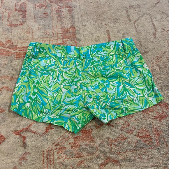 Lilly Pulitzer Walsh Shorts, Green, Size 6 - Picture 2 of 5